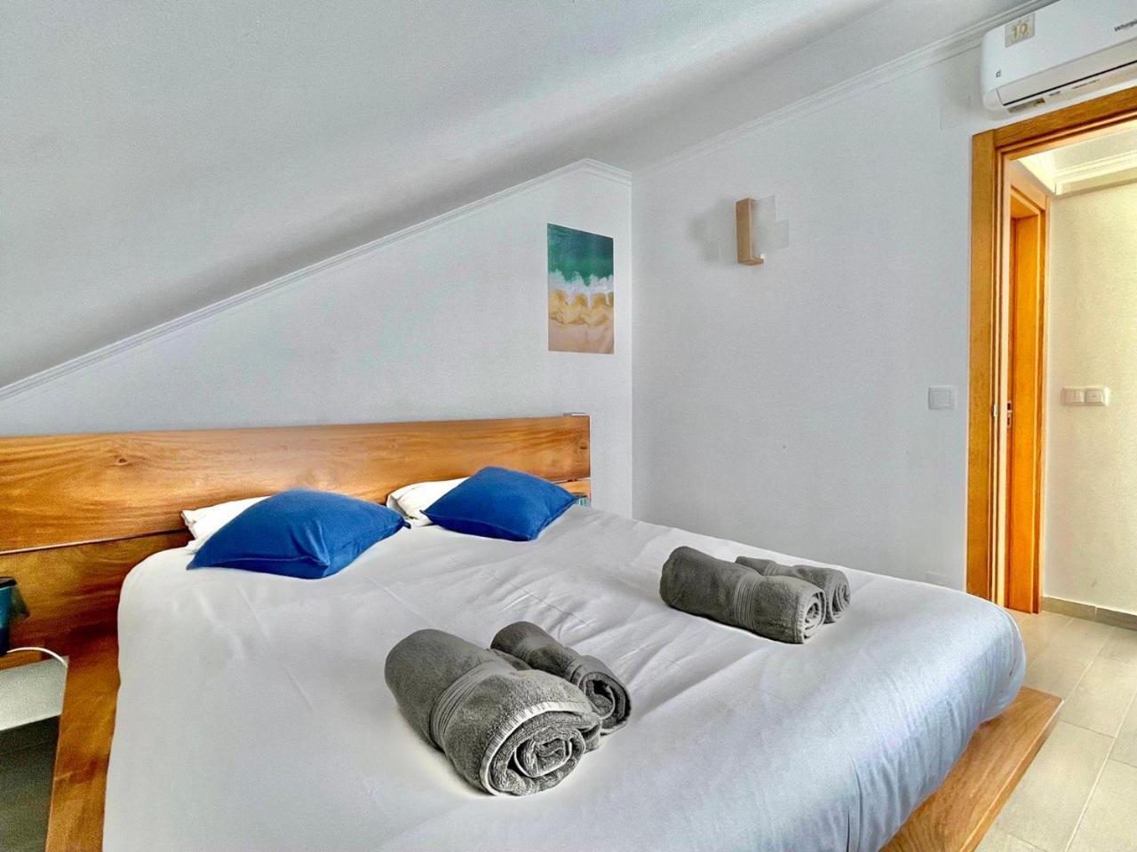 Surfness Lodge Baleal Chambre photo